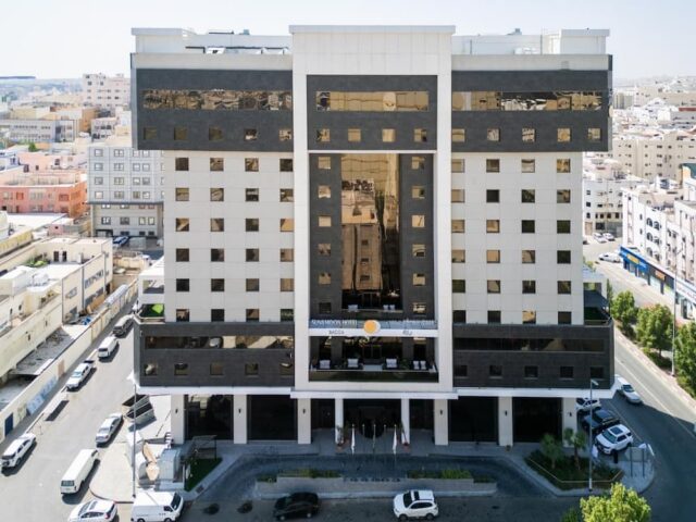 Manazel Al Ain Koam ( SUN & MOON Bacca Hotel before)